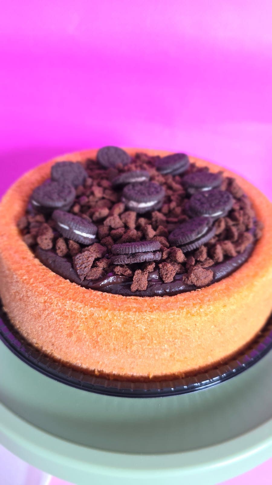 Bolo de chocolate com Oreo da Boutique dos Bolos